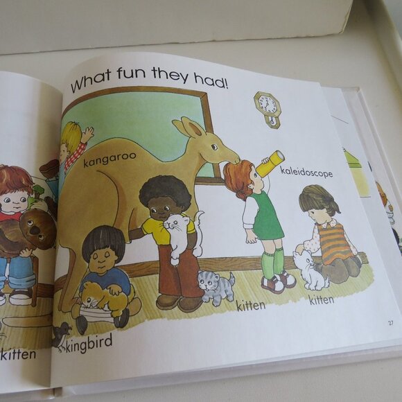 My "k" Book My First Steps To Reading WHITE BOOK Hardcover Alphabet Series - Picture 10 of 12